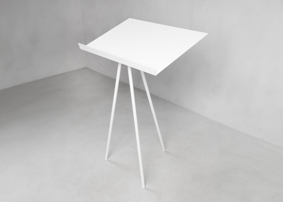 T-Stand White